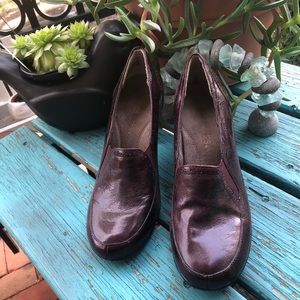 Oxford-inspired heels